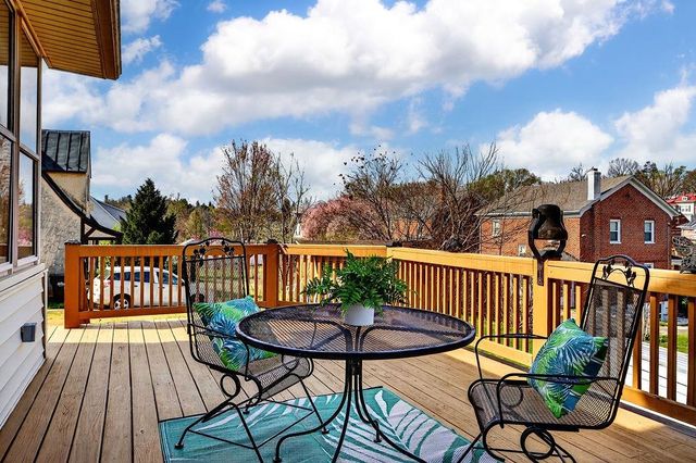 826 SELMA BLVD, Staunton, VA 24401