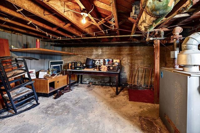 826 SELMA BLVD, Staunton, VA 24401