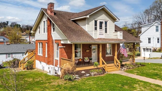 826 SELMA BLVD, Staunton, VA 24401