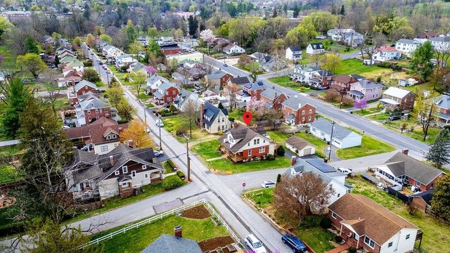 826 SELMA BLVD, Staunton, VA 24401