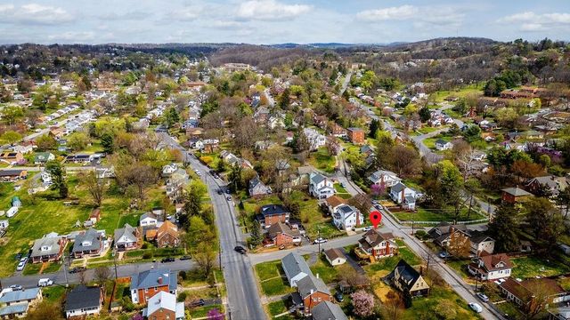 826 SELMA BLVD, Staunton, VA 24401
