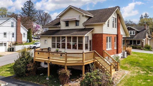 826 SELMA BLVD, Staunton, VA 24401