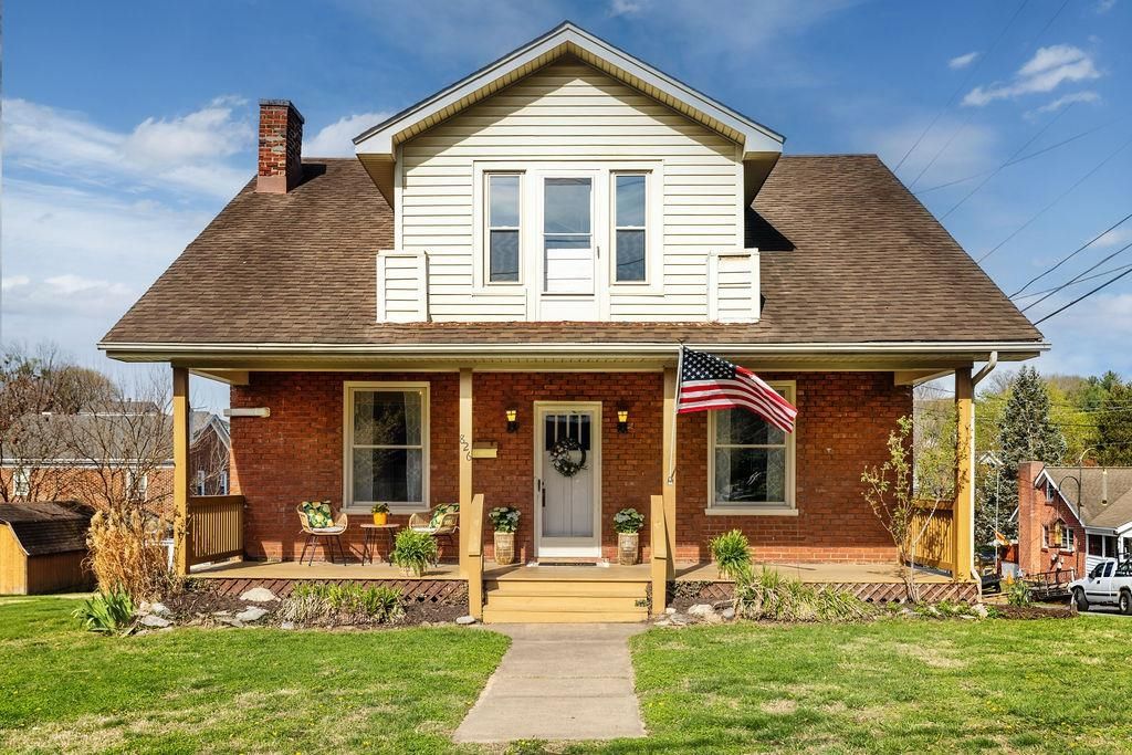 826 SELMA BLVD, Staunton, VA 24401