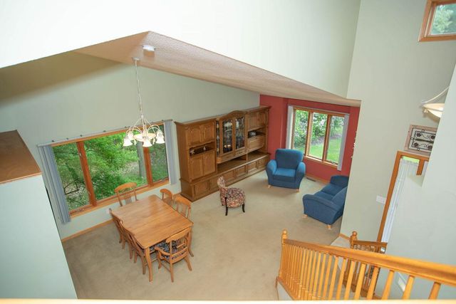 601 Sterling Street S, Maplewood, MN 55119