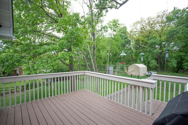 601 Sterling Street S, Maplewood, MN 55119