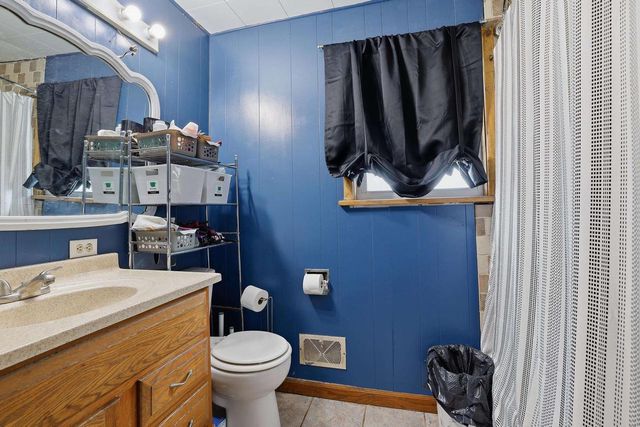 1915 SCHOOL STREET, Stevens Point, WI 54481