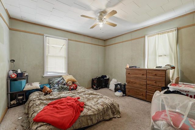 1915 SCHOOL STREET, Stevens Point, WI 54481