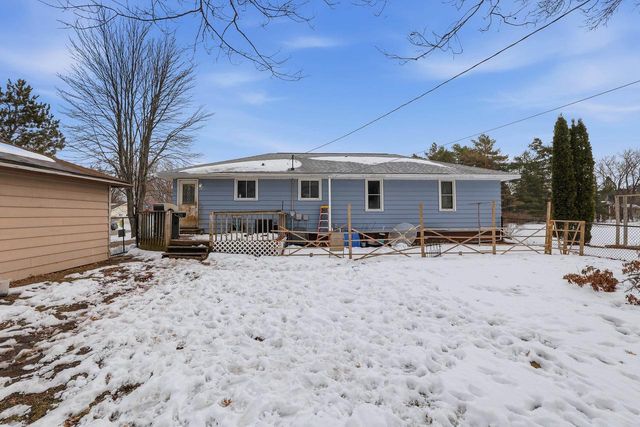 1915 SCHOOL STREET, Stevens Point, WI 54481