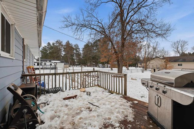 1915 SCHOOL STREET, Stevens Point, WI 54481