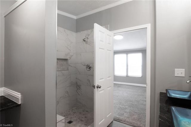 1041 Whitts Road, Madison, NC 27025