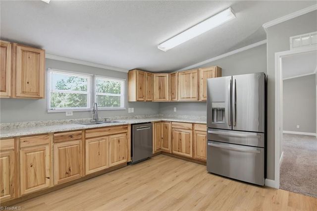 1041 Whitts Road, Madison, NC 27025