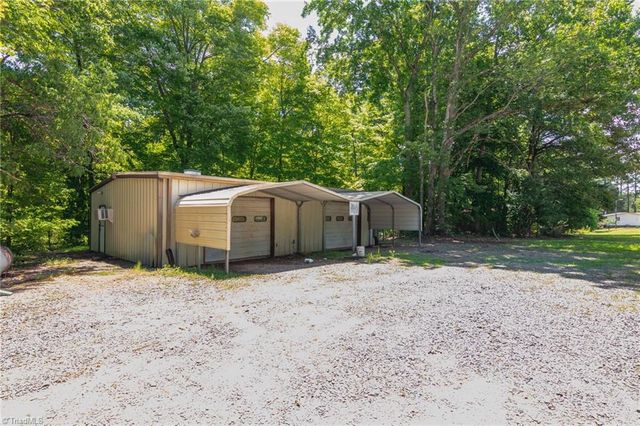 1041 Whitts Road, Madison, NC 27025