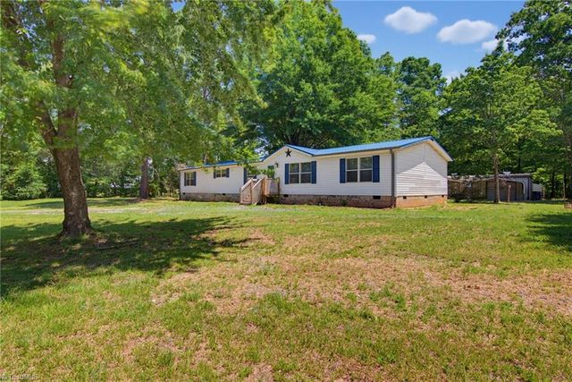 1041 Whitts Road, Madison, NC 27025