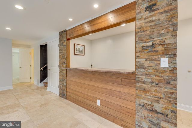 421 FIRESIDE LN, Cherry Hill, NJ 08003