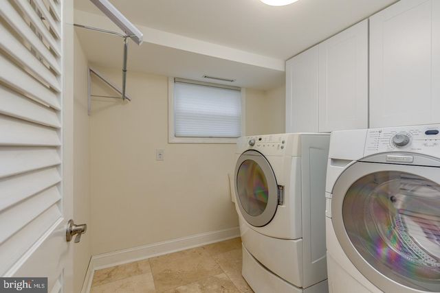 421 FIRESIDE LN, Cherry Hill, NJ 08003
