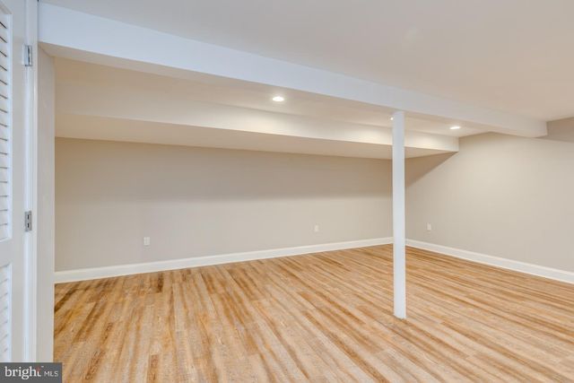 421 FIRESIDE LN, Cherry Hill, NJ 08003