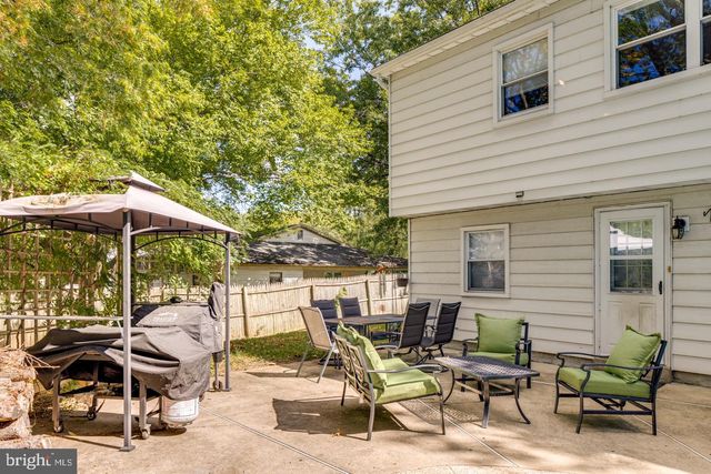 421 FIRESIDE LN, Cherry Hill, NJ 08003