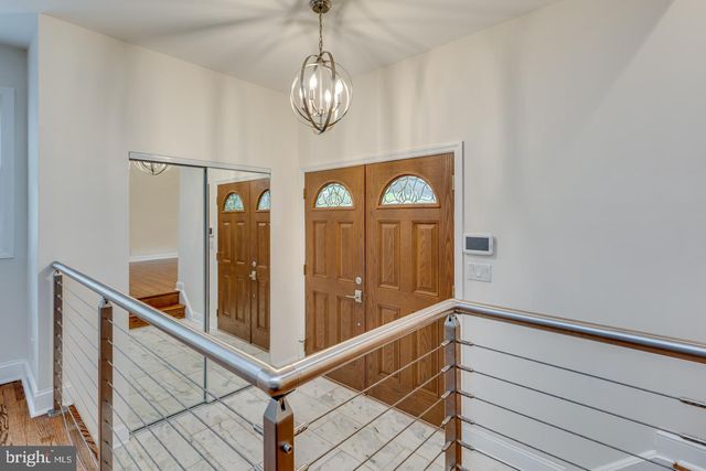 421 FIRESIDE LN, Cherry Hill, NJ 08003