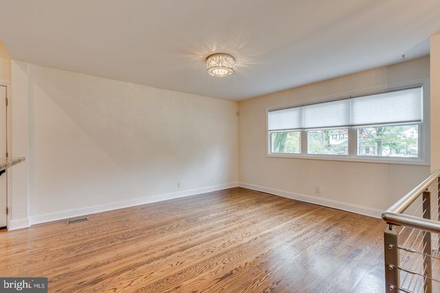 421 FIRESIDE LN, Cherry Hill, NJ 08003