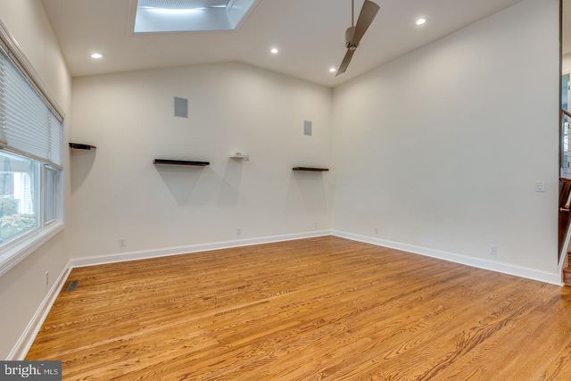 421 FIRESIDE LN, Cherry Hill, NJ 08003