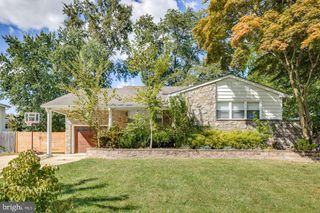 421 FIRESIDE LN, Cherry Hill, NJ 08003