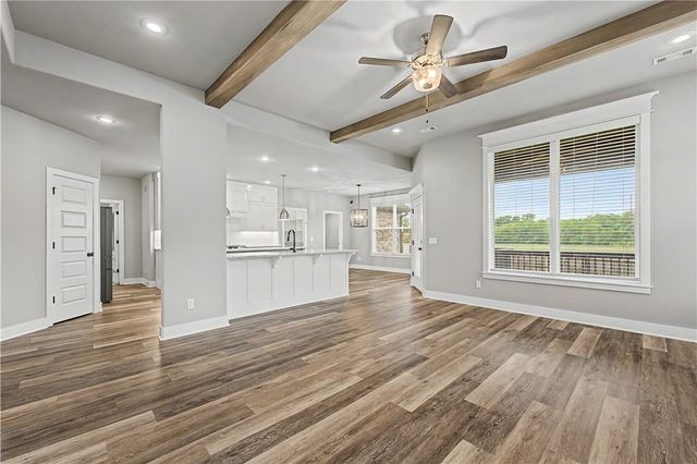 369 Waterfall Lane, Elm Springs, AR 72762