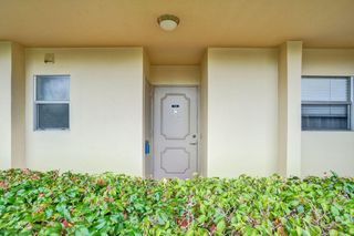 3590 Via Poinciana 114, Greenacres, FL 33467