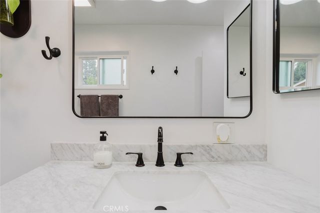 2009 Sargent Avenue, Simi Valley, CA 93063