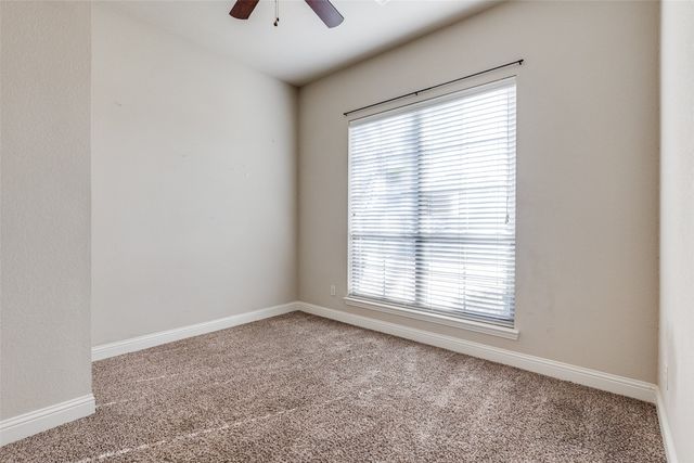 4005 Orchard Park Lane, Midlothian, TX 76065