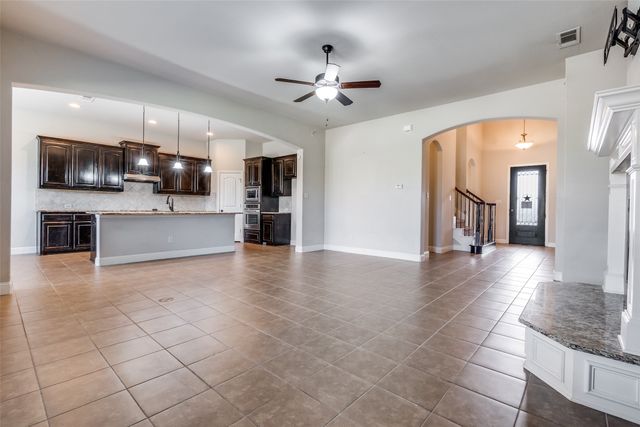 4005 Orchard Park Lane, Midlothian, TX 76065