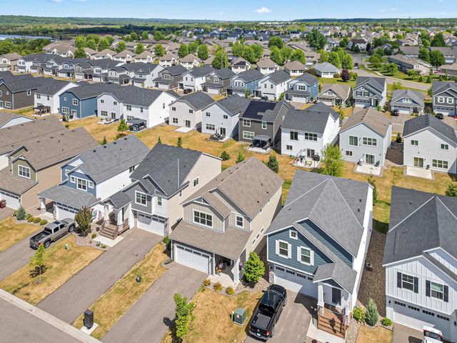6894 102nd Street S, Cottage Grove, MN 55016