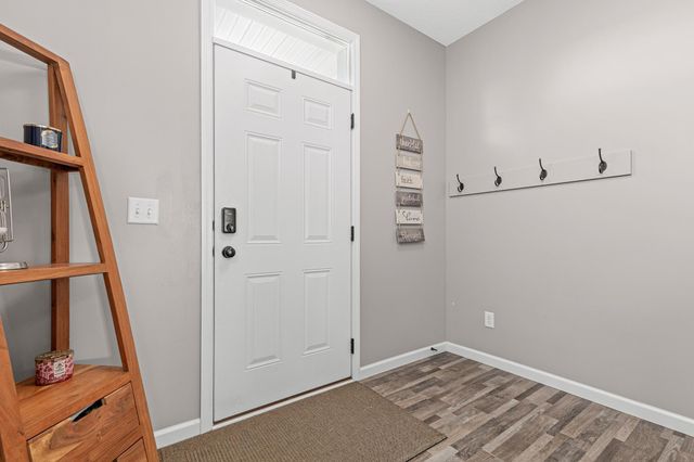 6894 102nd Street S, Cottage Grove, MN 55016