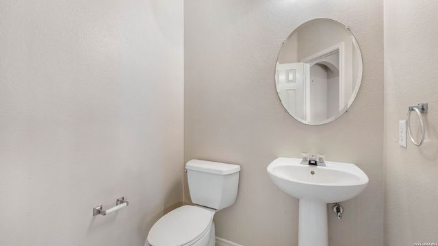 24623 ARROW CYN, San Antonio, TX 78258
