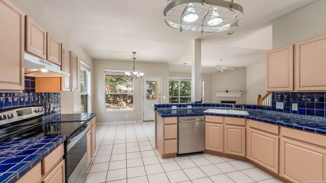 24623 ARROW CYN, San Antonio, TX 78258
