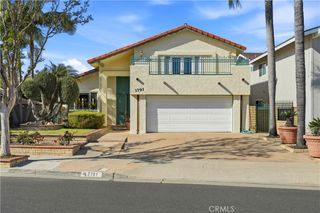 3791 Holden Circle, Los Alamitos, CA 90720