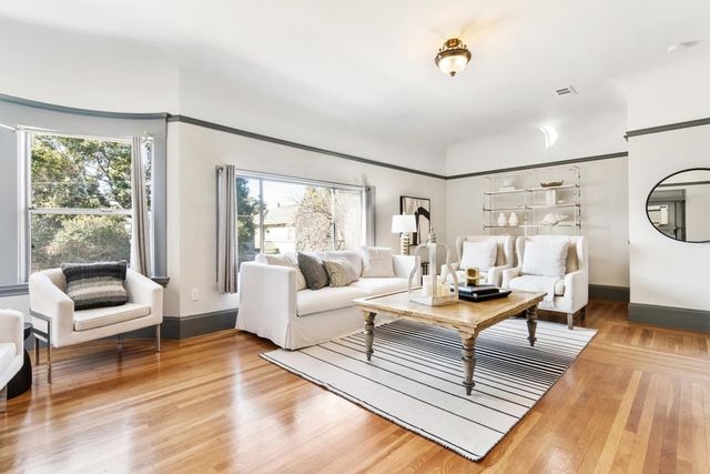 548 37th St, Oakland, CA 94609