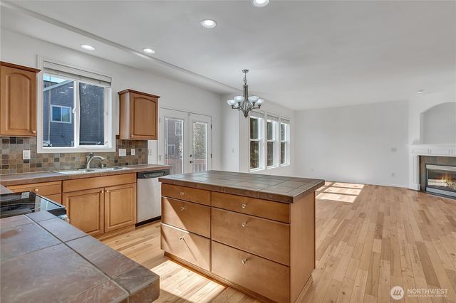 7003 Radius Loop SE, Lacey, WA 98513