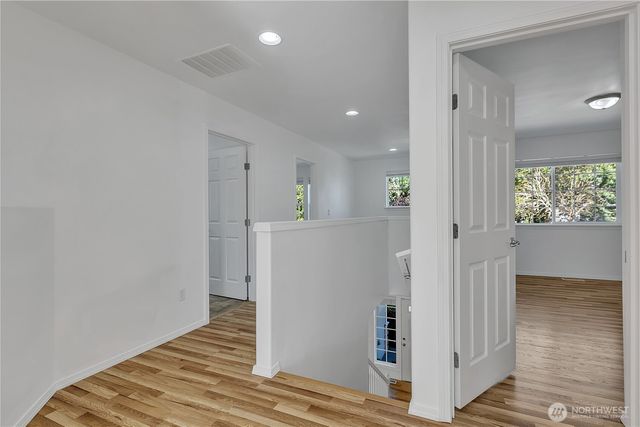 7003 Radius Loop SE, Lacey, WA 98513