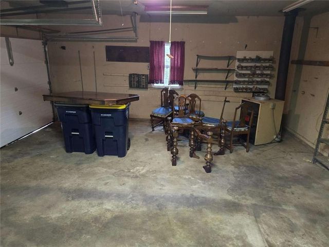 8805 Evanston Avenue, Kansas City, MO 64138