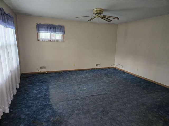 8805 Evanston Avenue, Kansas City, MO 64138