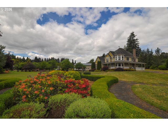 17844 S NESTLE Ln, Oregon City, OR 97045