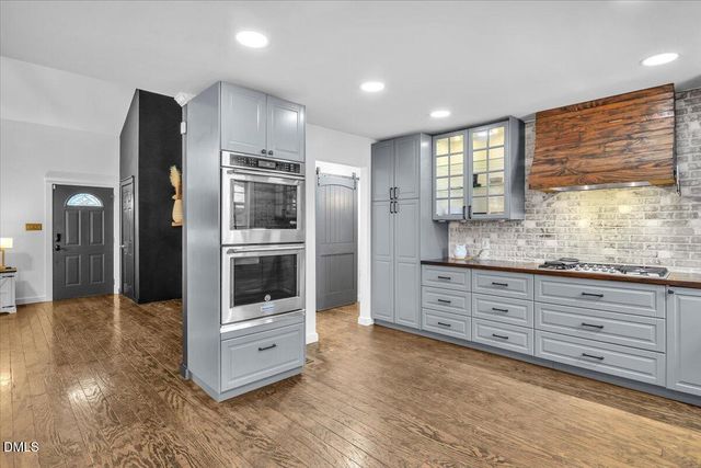 188 Scarlet Oak Drive, Raeford, NC 28376