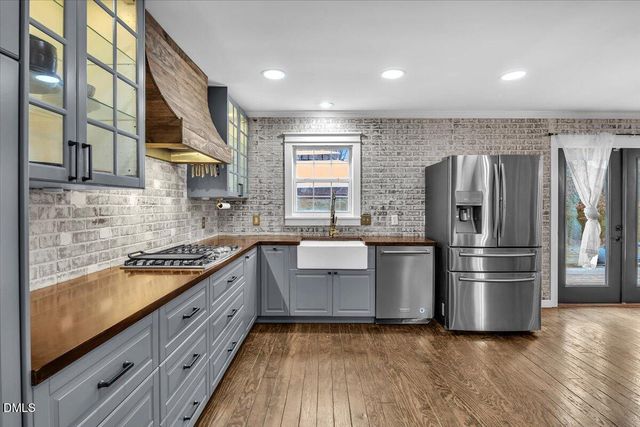 188 Scarlet Oak Drive, Raeford, NC 28376