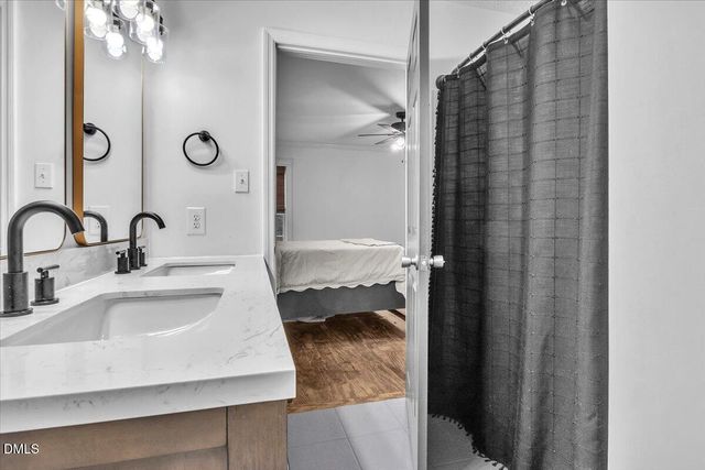 188 Scarlet Oak Drive, Raeford, NC 28376