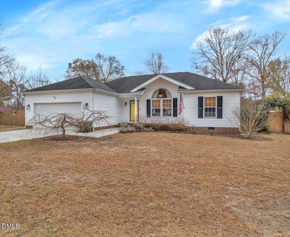 188 Scarlet Oak Drive, Raeford, NC 28376