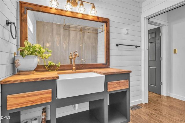 188 Scarlet Oak Drive, Raeford, NC 28376