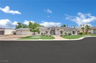 1504 Ten Palms Court, Las Vegas, NV 89117