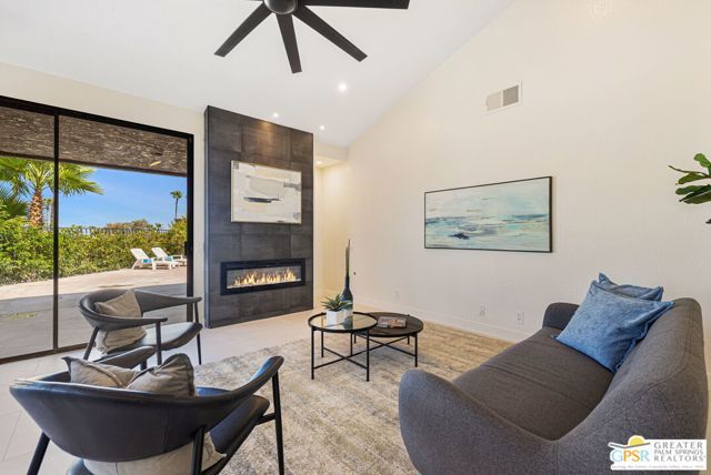 33 N Mirage Cove Drive, Rancho Mirage, CA 92270
