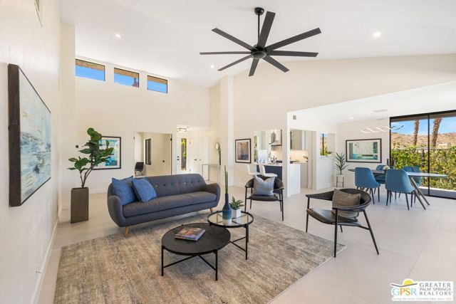 33 N Mirage Cove Drive, Rancho Mirage, CA 92270