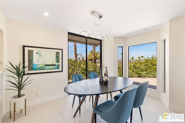 33 N Mirage Cove Drive, Rancho Mirage, CA 92270